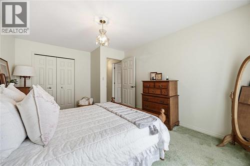 632 Esser Crescent, Sarnia, ON - Indoor Photo Showing Bedroom