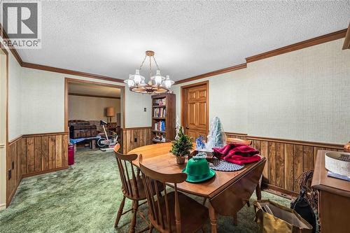 632 Esser Crescent, Sarnia, ON - Indoor Photo Showing Dining Room
