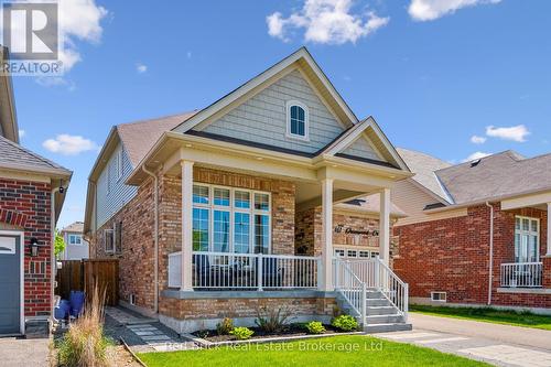 461 GREENWOOD DRIVE  Essa (Angus), ON L3W 0R4