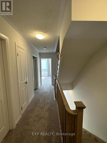 1663 Pleasure Valley Path, Oshawa, ON - Indoor Photo Showing Other Room