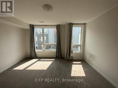 1663 Pleasure Valley Path, Oshawa, ON - Indoor Photo Showing Other Room
