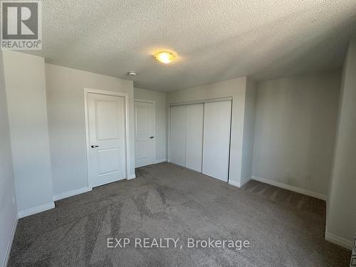 1663 Pleasure Valley Path, Oshawa, ON - Indoor Photo Showing Other Room