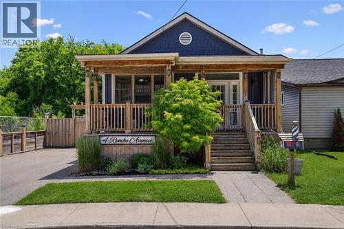 4 REMBE Avenue  Hamilton, ON L8H 7G6