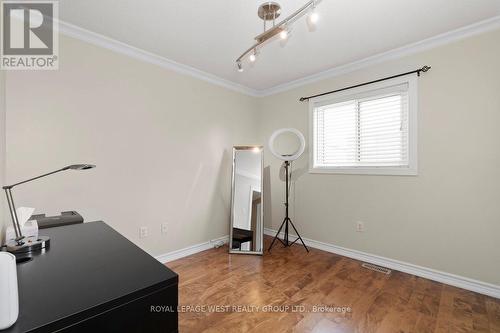 859 Mays Crescent, Mississauga, ON - Indoor Photo Showing Other Room