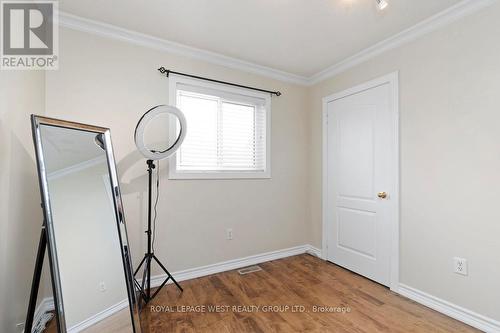859 Mays Crescent, Mississauga, ON - Indoor Photo Showing Other Room