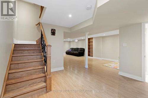 859 Mays Crescent, Mississauga, ON - Indoor Photo Showing Other Room