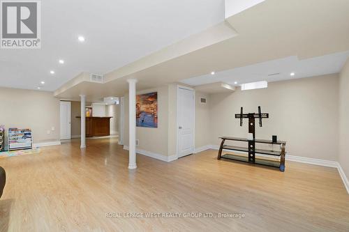 859 Mays Crescent, Mississauga, ON - Indoor