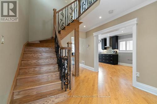 859 Mays Crescent, Mississauga, ON - Indoor Photo Showing Other Room