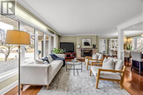 Living Room - 1561 Pinetree Crescent, Mississauga, ON 