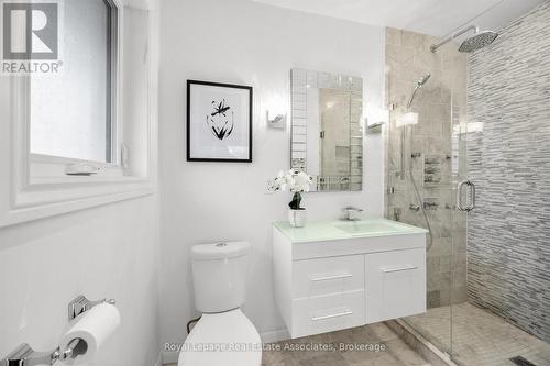 Primary Bath - 1561 Pinetree Crescent, Mississauga, ON 
