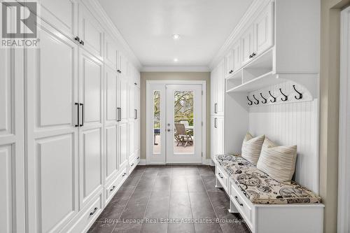Foyer - 1561 Pinetree Crescent, Mississauga, ON 