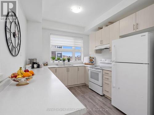 36 Bateson Street, Ajax (South West), ON - Indoor Photo Showing Kitchen