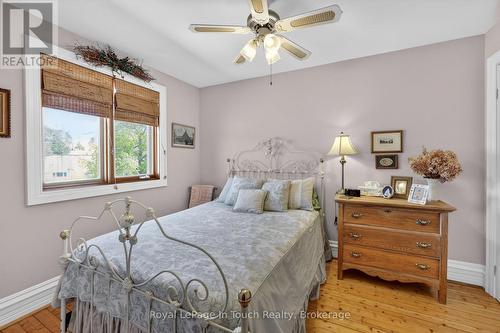 Bedroom - 1092 Tiny Beaches Road S, Tiny, ON - Indoor Photo Showing Bedroom