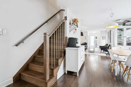 Escalier - 1961 Rue St-Alexandre, Longueuil (Le Vieux-Longueuil), QC - Indoor