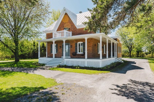 Front of Structure - 1092 Grande-Côte, Sainte-Geneviève-De-Berthier, QC - Outdoor With Deck Patio Veranda