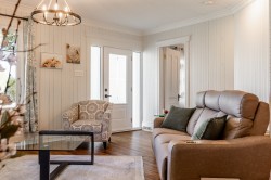 Salon - 