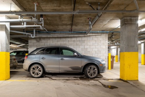 Garage - 411-440 Rue De La Gauchetière E., Montréal (Ville-Marie), QC - Indoor Photo Showing Garage