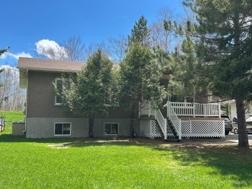 2398 Rue des Coteaux  Rouyn-Noranda, QC J9Y 0J7