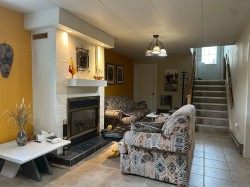 Family Room - 