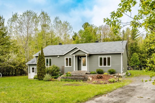 3316 Rue des Arbrisseaux  Sherbrooke (Brompton/Rock Forest/Saint-Élie/Deauville), QC J1R 0B4