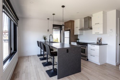 Kitchen - 8385 Rue Damase-St-Arnaud, Bécancour, QC - Indoor Photo Showing Kitchen