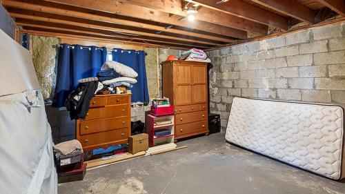 1256 Hern Road, Clearwater, BC - Indoor Photo Showing Basement