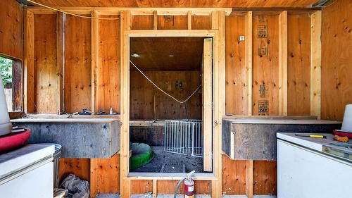 1256 Hern Road, Clearwater, BC - Indoor