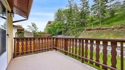 1963 Harrison Way, Kamloops, BC - Outdoor