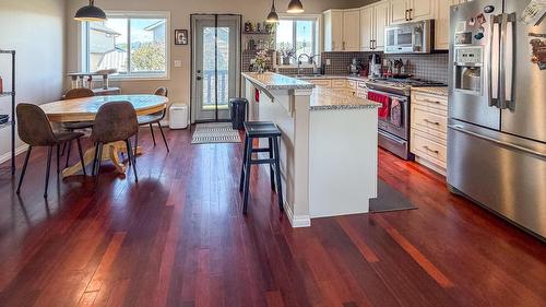 1417 21St Street, Cranbrook, BC - Indoor