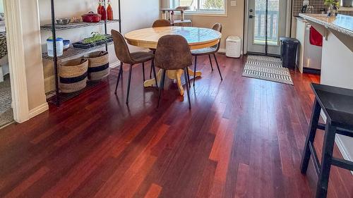 1417 21St Street, Cranbrook, BC - Indoor Photo Showing Dining Room