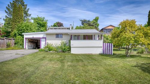 608 6Th Avenue, Creston, BC - Outdoor