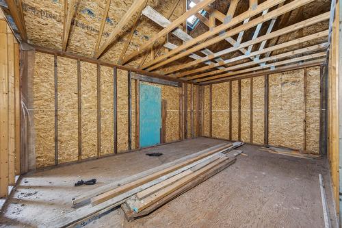 390 Marshall Road, Merritt, BC - Indoor