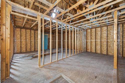 390 Marshall Road, Merritt, BC - Indoor Photo Showing Basement