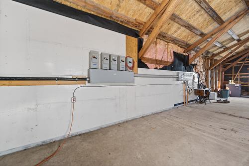 390 Marshall Road, Merritt, BC - Indoor Photo Showing Garage