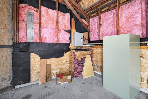 390 Marshall Road, Merritt, BC - Indoor