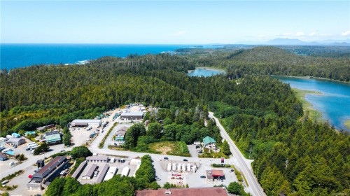 2088 Peninsula Rd, Ucluelet, BC 