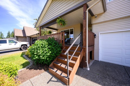 836 Tracker Pl, Comox, BC 