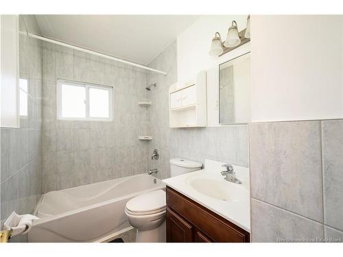 295 Buckingham Ave, Riverview, NB 