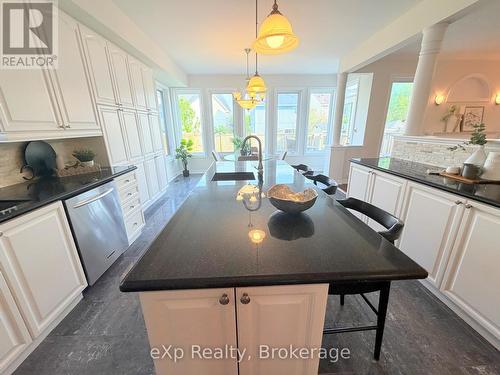 371 Carnwith Drive E, Whitby (Brooklin), ON - Indoor Photo Showing Kitchen