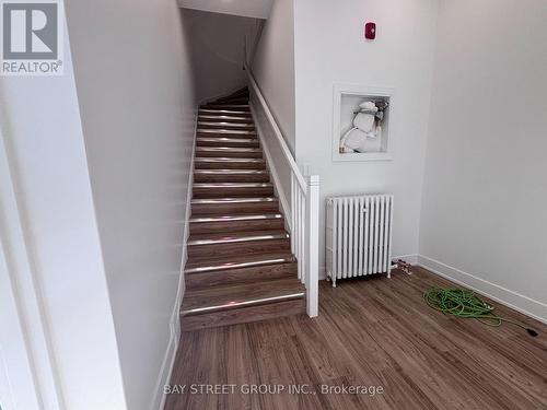 1311 Pape Avenue, Toronto, ON - Indoor Photo Showing Other Room