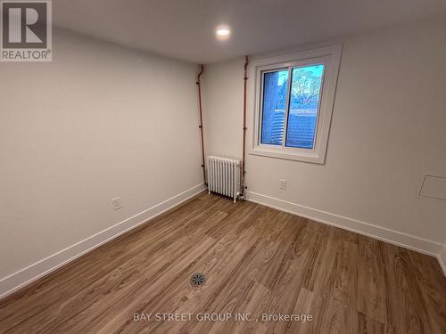 1311 Pape Avenue, Toronto, ON - Indoor Photo Showing Other Room