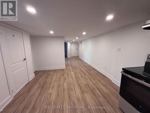 1311 Pape Avenue, Toronto, ON - Indoor