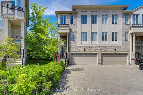 29 PLOWMAN LANE  Richmond Hill, ON L4S 0G4