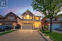 8 PACIFIC WIND CRESCENT Brampton, ON L6R 1Z9