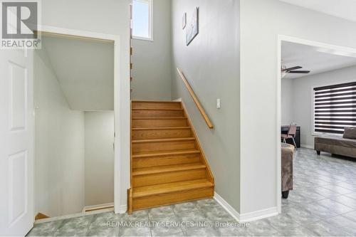 8 Pacific Wind Crescent, Brampton, ON - Indoor Photo Showing Other Room