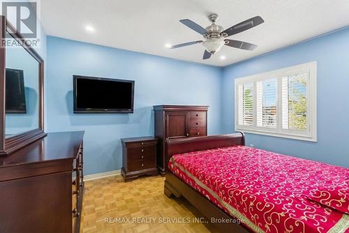 8 Pacific Wind Crescent, Brampton, ON - Indoor Photo Showing Bedroom