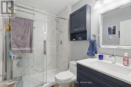 222 - 475 Parkhill Road W, Peterborough, ON - Indoor Photo Showing Bathroom
