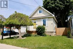 368 BUENA VISTA AVENUE Oshawa (Mclaughlin), ON L1J 2M5
