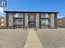373 2Nd Avenue Se, Swift Current, SK  - Outdoor With Facade 