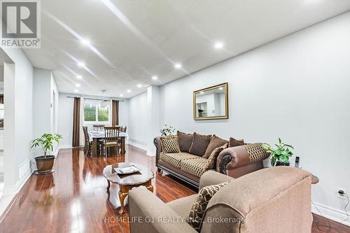 92 Reynier Drive, Brampton, ON - Indoor Photo Showing Living Room